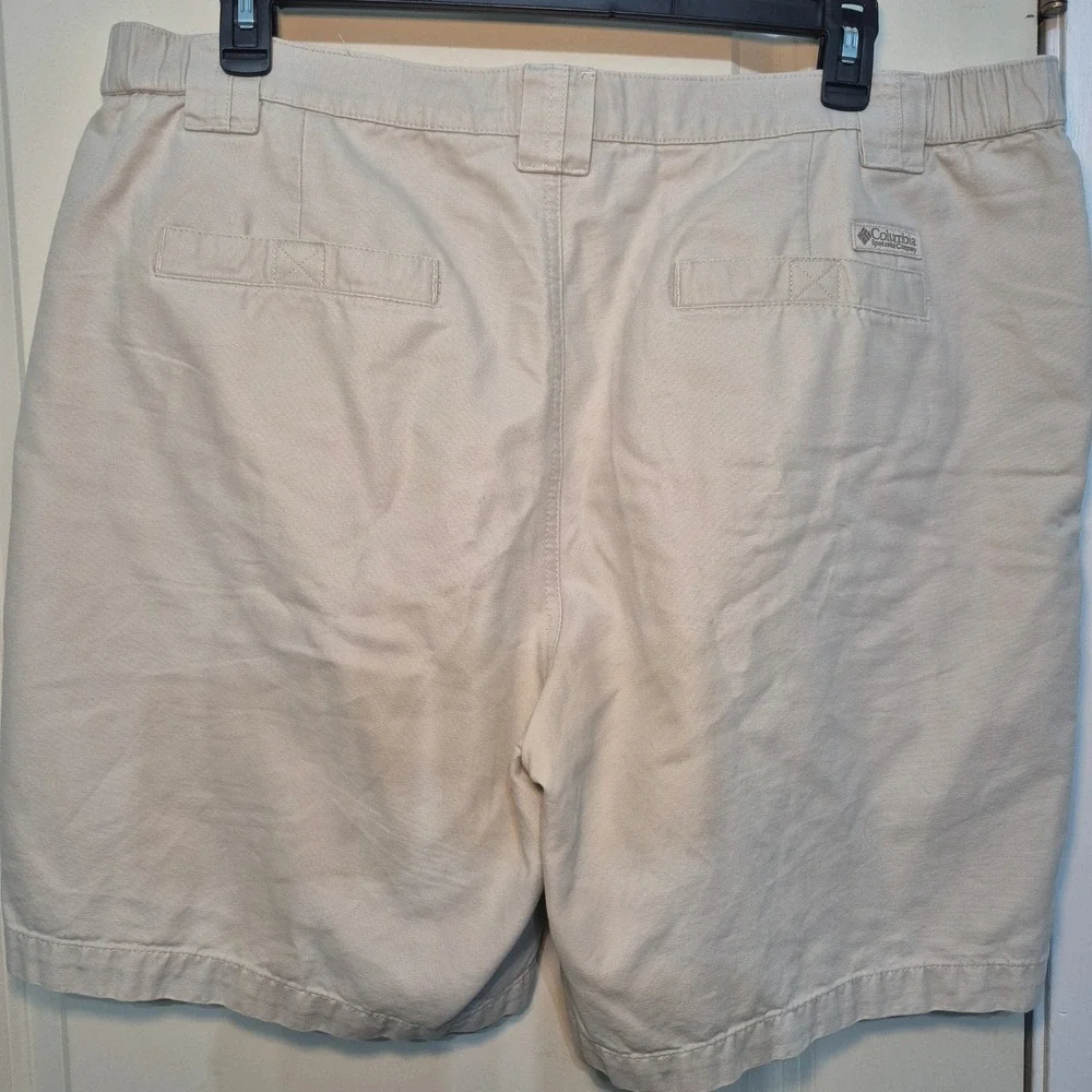 Columbia Mens Tan Khaki Cotton Canvas Cargo Shorts XL Elastic Waist AM4382